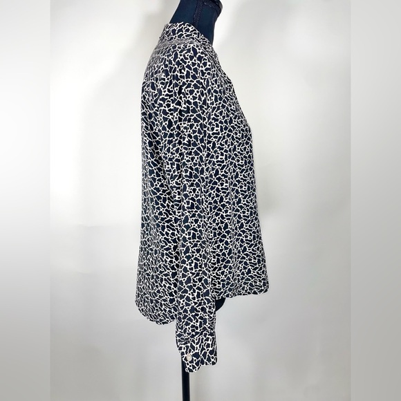 Abstract Print Blouse - Picture 3 of 5